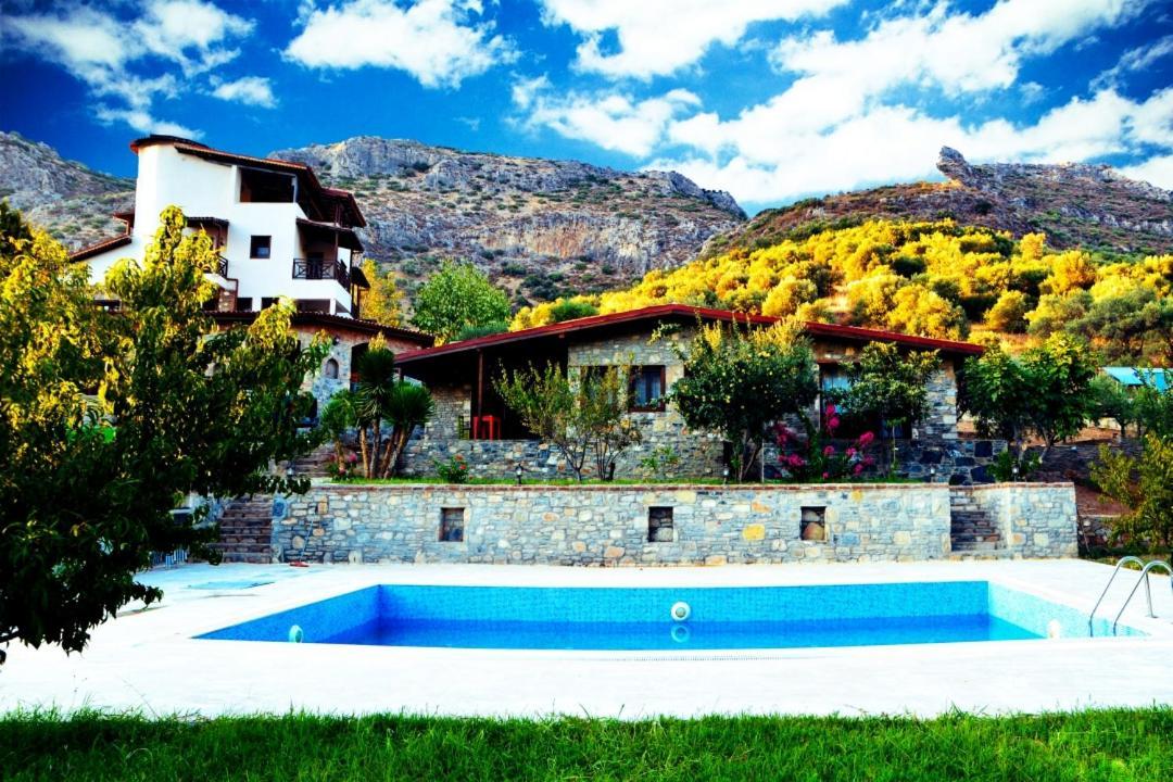 Pir Efes Konaklari Izmir Exteriör bild